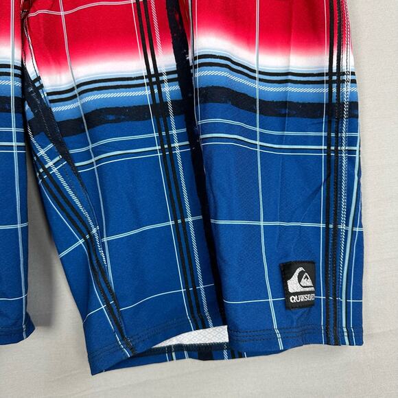 Quiksilver Men’s 30 Cypher Wonderland Board Shorts Stretch Cargo Plaid - Picture 6 of 9